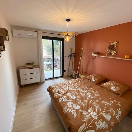 F2 4 Pers 5Min Commerce Plages Saint Aygulf Exteriör bild